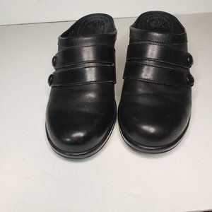 Dansko Womans Mules Clogs Block Heels Black Leather size EUR 39 US 8.5-9
